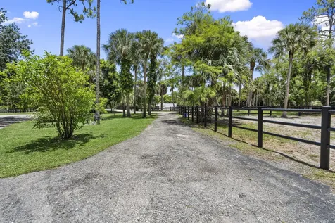 17225 Mare Lane Loxahatchee FL 33470