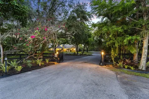 17225 Mare Lane Loxahatchee FL 33470