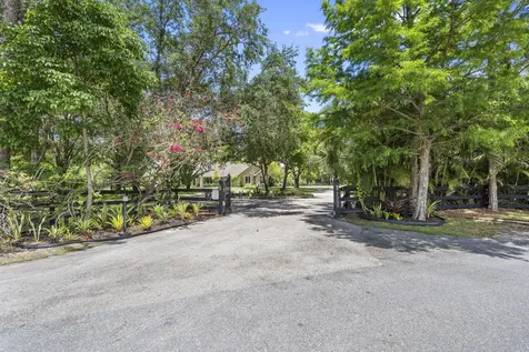 17225 Mare Lane Loxahatchee FL 33470