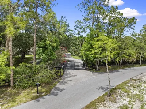 17225 Mare Lane Loxahatchee FL 33470