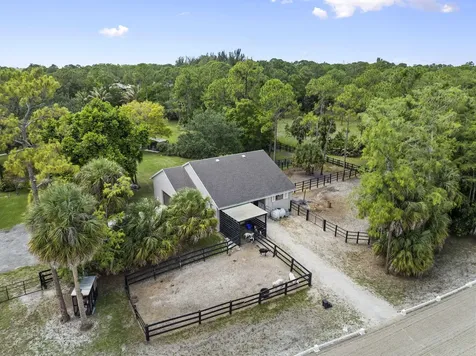 17225 Mare Lane Loxahatchee FL 33470