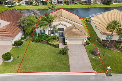 524 NW Blue Lake Drive Port St Lucie FL 34986
