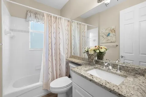 524 NW Blue Lake Drive Port St Lucie FL 34986