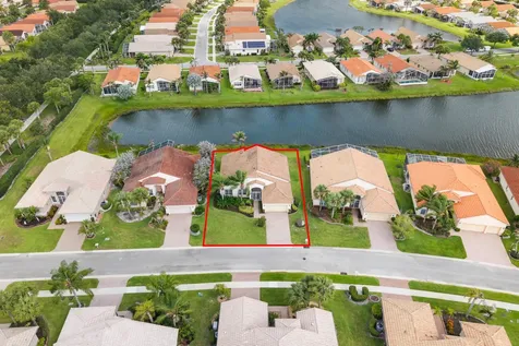 524 NW Blue Lake Drive Port St Lucie FL 34986