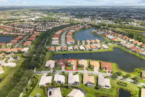 524 NW Blue Lake Drive Port St Lucie FL 34986