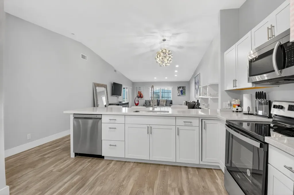 8256 Summerbreeze Lane Boca Raton FL 33496