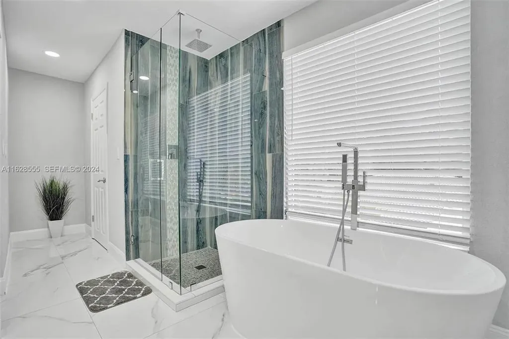 3421 Dover Road Pompano Beach FL 33062