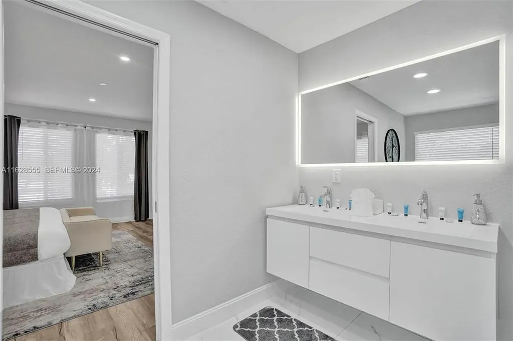 3421 Dover Road Pompano Beach FL 33062