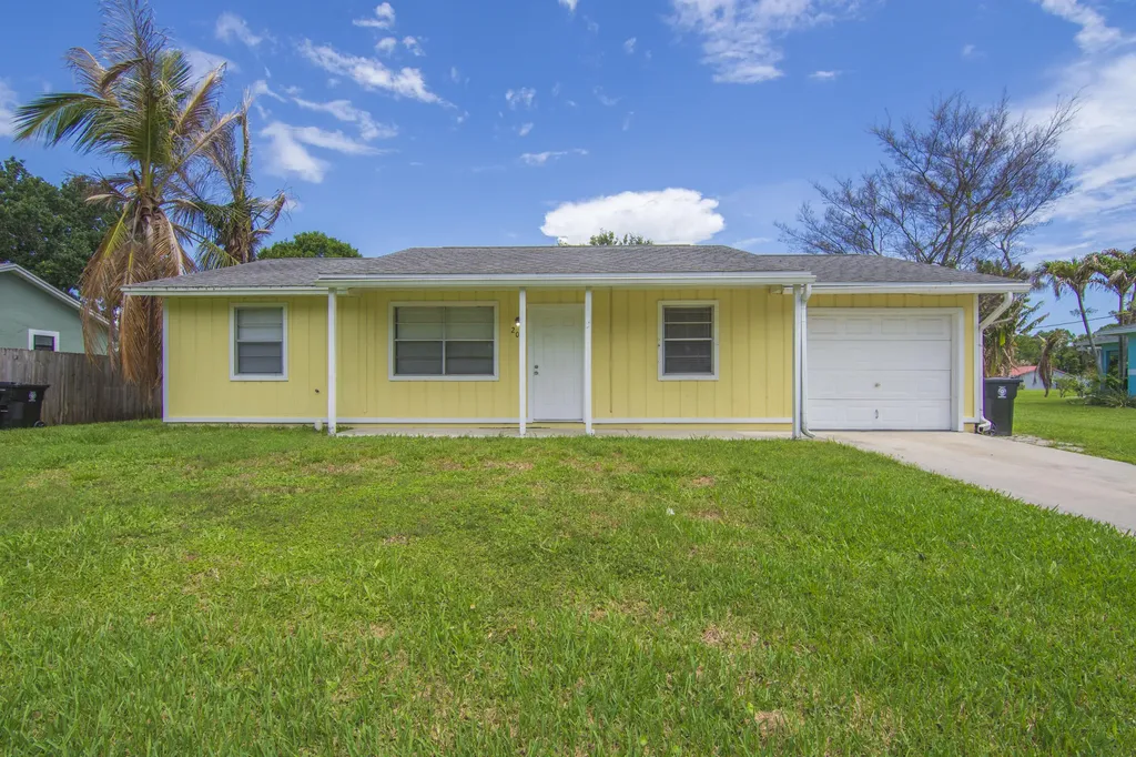 205 SW Voltair Terrace Port St Lucie FL 34984