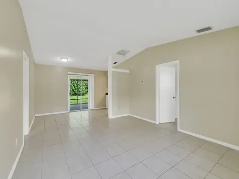 205 SW Voltair Terrace Port St Lucie FL 34984