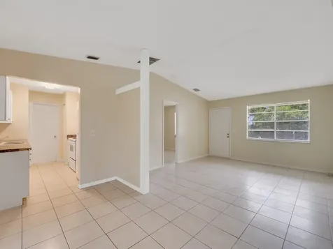205 SW Voltair Terrace Port St Lucie FL 34984