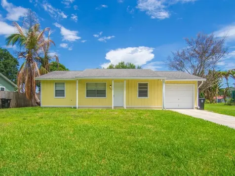 205 SW Voltair Terrace Port St Lucie FL 34984