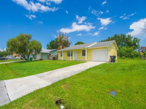 205 SW Voltair Terrace Port St Lucie FL 34984