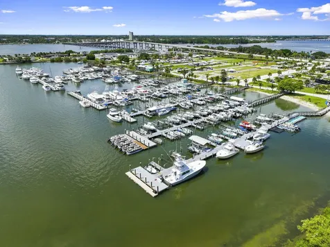 34 Harbour Isle Drive W Fort Pierce FL 34949