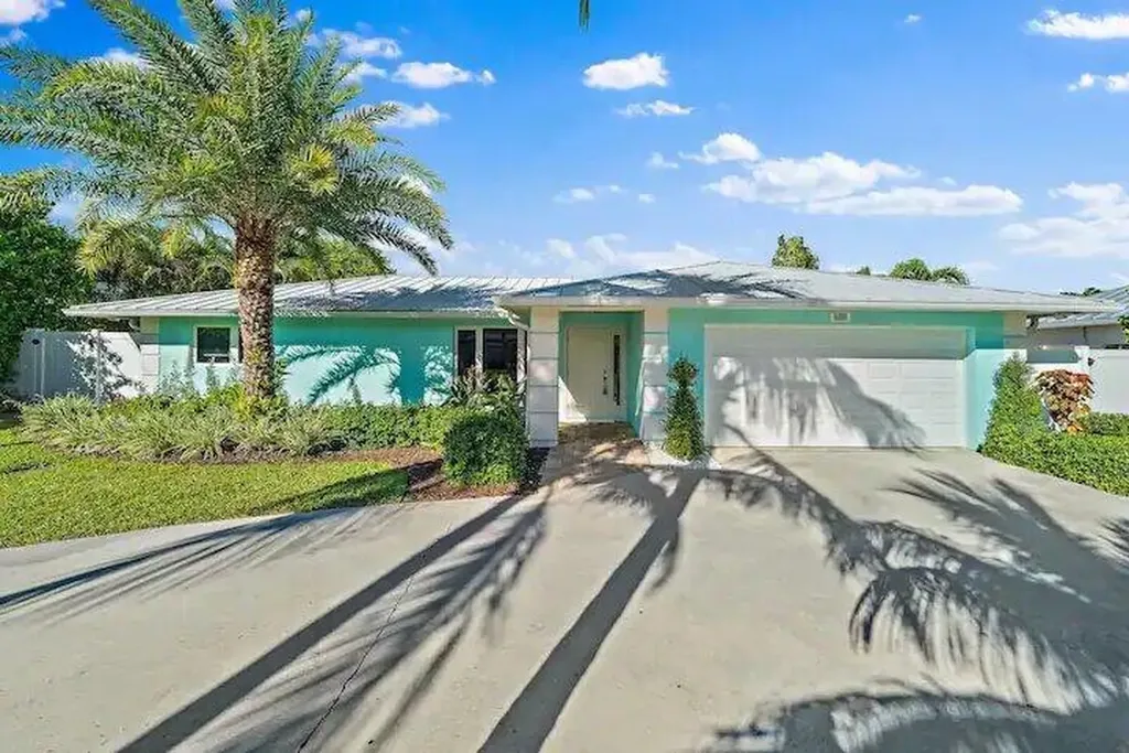 500 Sunrise Way Juno Beach FL 33408