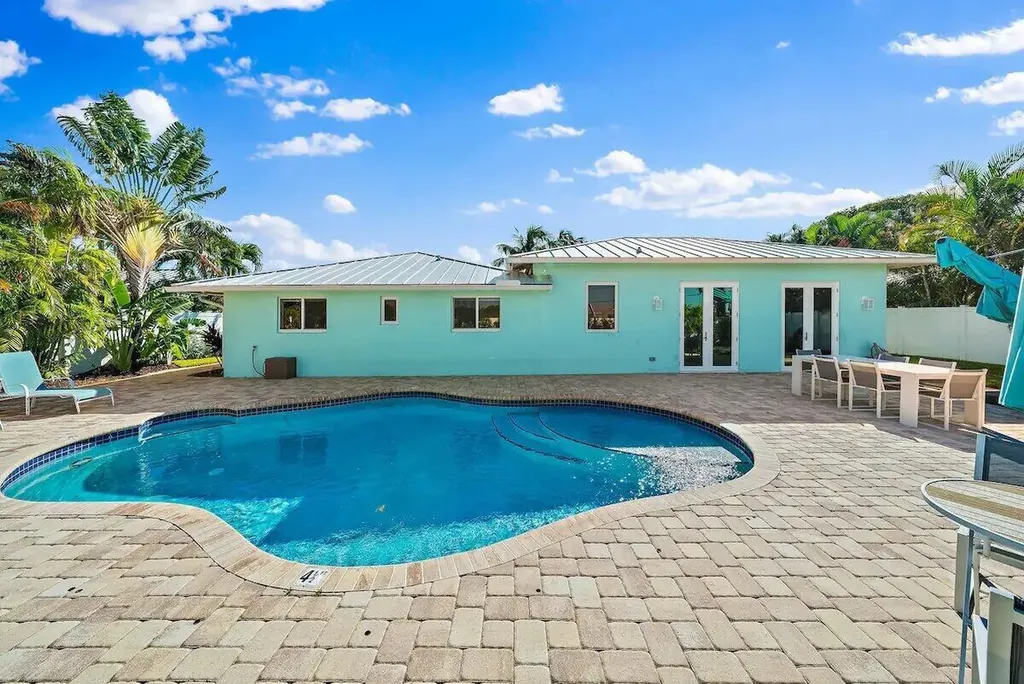 500 Sunrise Way Juno Beach FL 33408