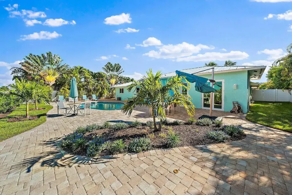500 Sunrise Way Juno Beach FL 33408