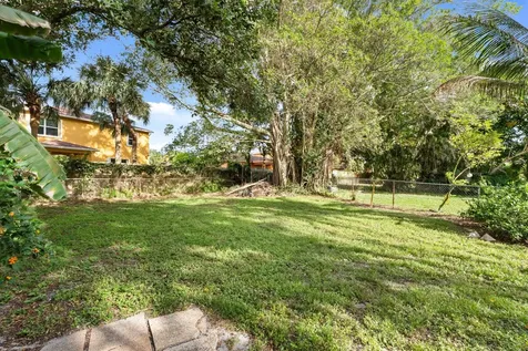 5900 Flatrock Road West Palm Beach FL 33413