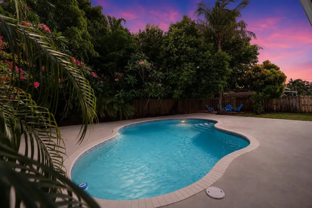 7416 Overlook Drive Lake Worth FL 33467