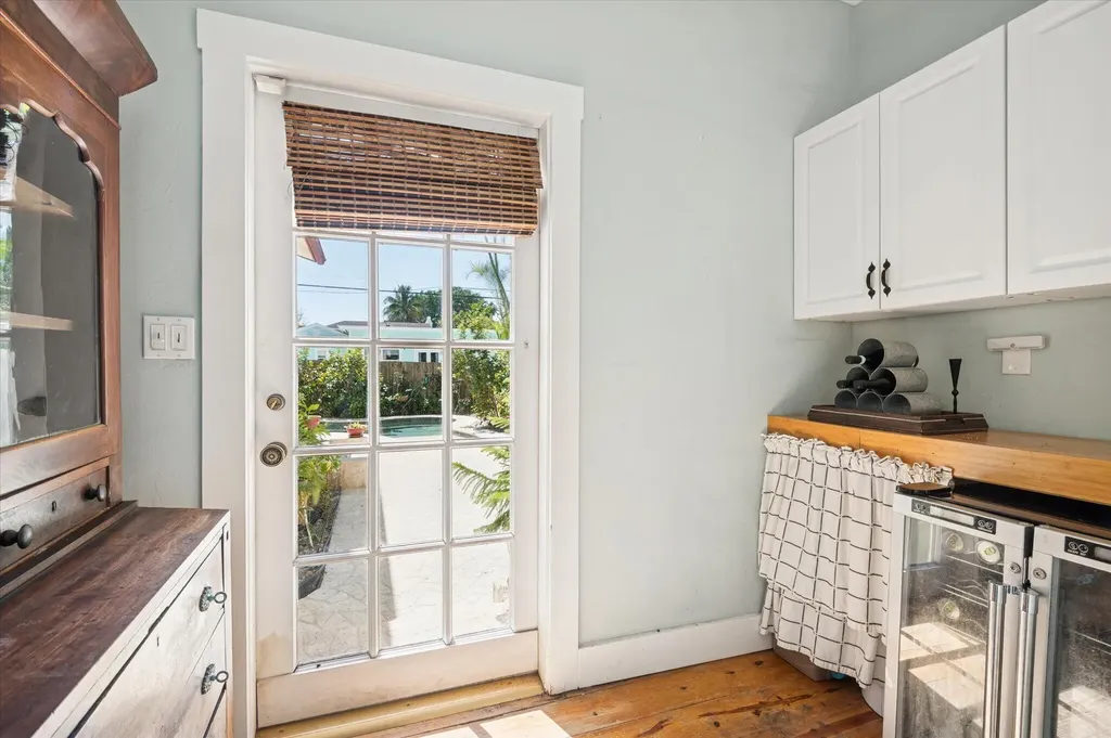 704 SE 8th Street Fort Lauderdale FL 33316