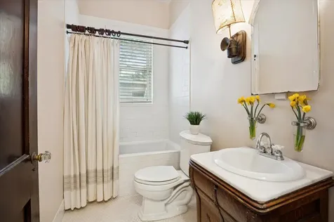 704 SE 8th Street Fort Lauderdale FL 33316