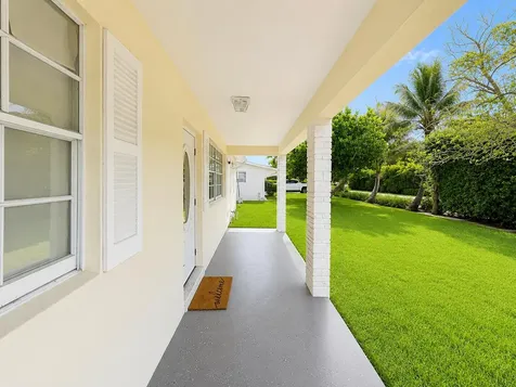 2395 Idlewild Road Palm Beach Gardens FL 33410