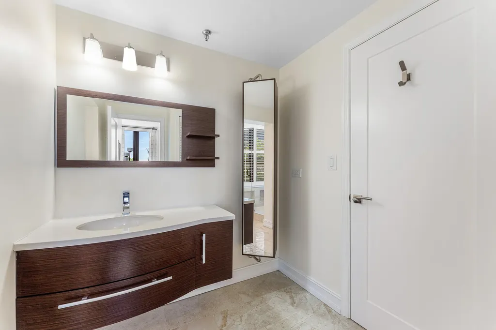 3120 S Ocean Boulevard Palm Beach FL 33480