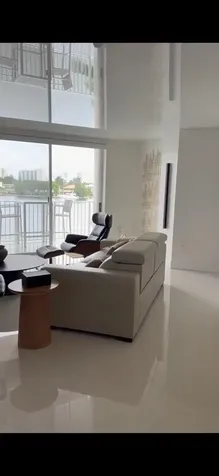 18260 N Bay Road Sunny Isles Beach FL 33160