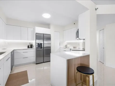 18260 N Bay Road Sunny Isles Beach FL 33160