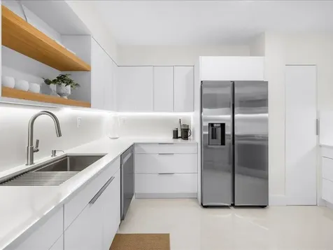 18260 N Bay Road Sunny Isles Beach FL 33160