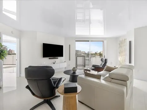 18260 N Bay Road Sunny Isles Beach FL 33160