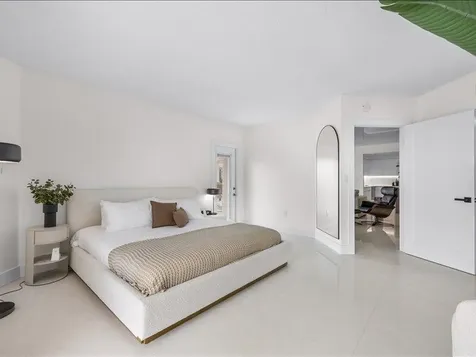18260 N Bay Road Sunny Isles Beach FL 33160