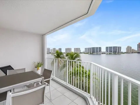 18260 N Bay Road Sunny Isles Beach FL 33160