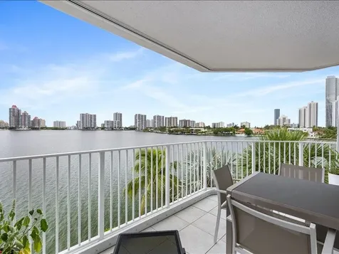 18260 N Bay Road Sunny Isles Beach FL 33160