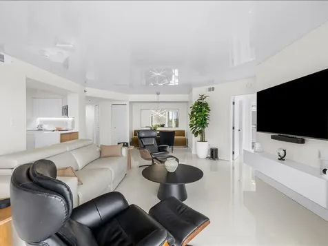 18260 N Bay Road Sunny Isles Beach FL 33160