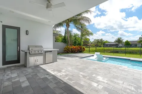 17411 Sea Blossom Way Boca Raton FL 33496