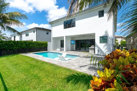 17411 Sea Blossom Way Boca Raton FL 33496