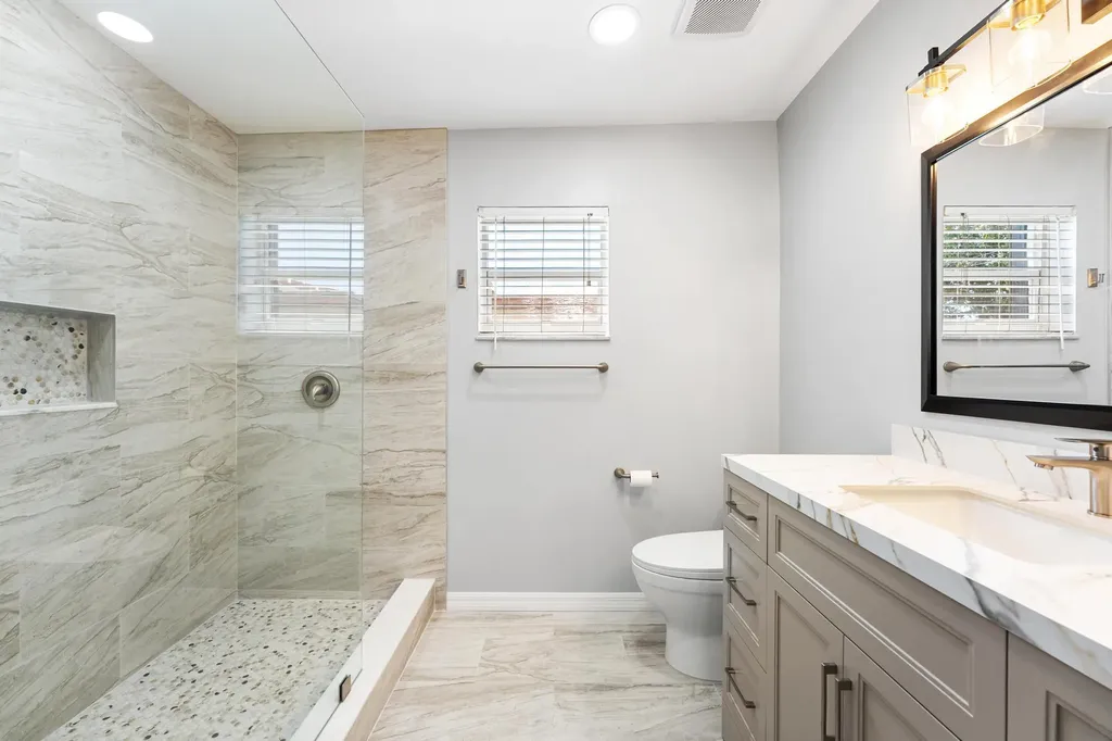 2105 Wellington Road West Palm Beach FL 33409