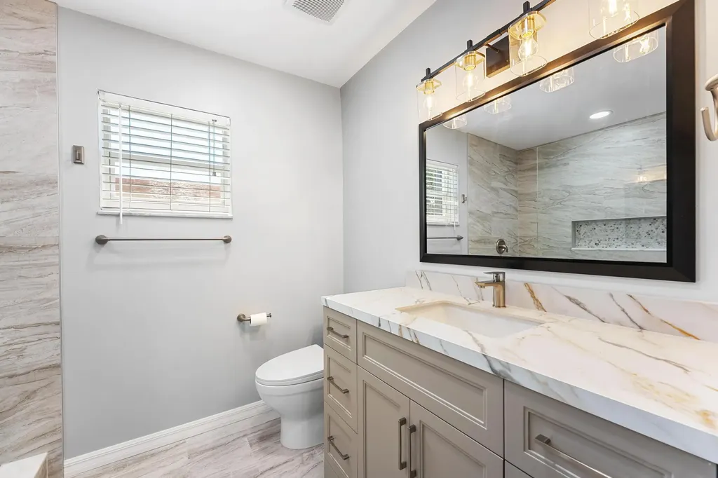 2105 Wellington Road West Palm Beach FL 33409