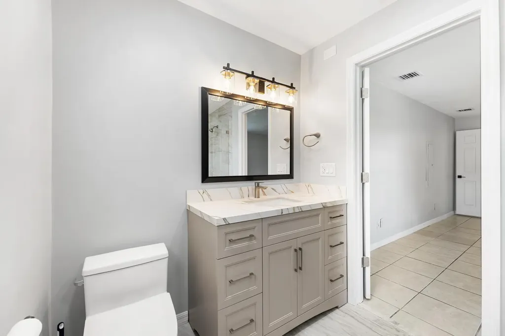 2105 Wellington Road West Palm Beach FL 33409