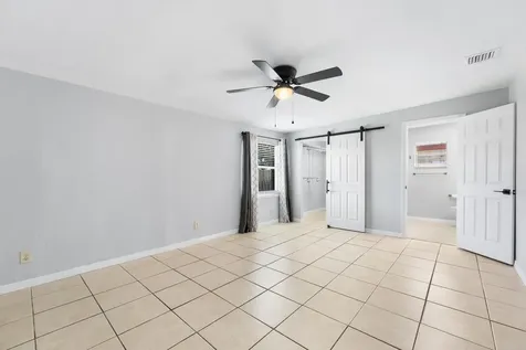 2105 Wellington Road West Palm Beach FL 33409