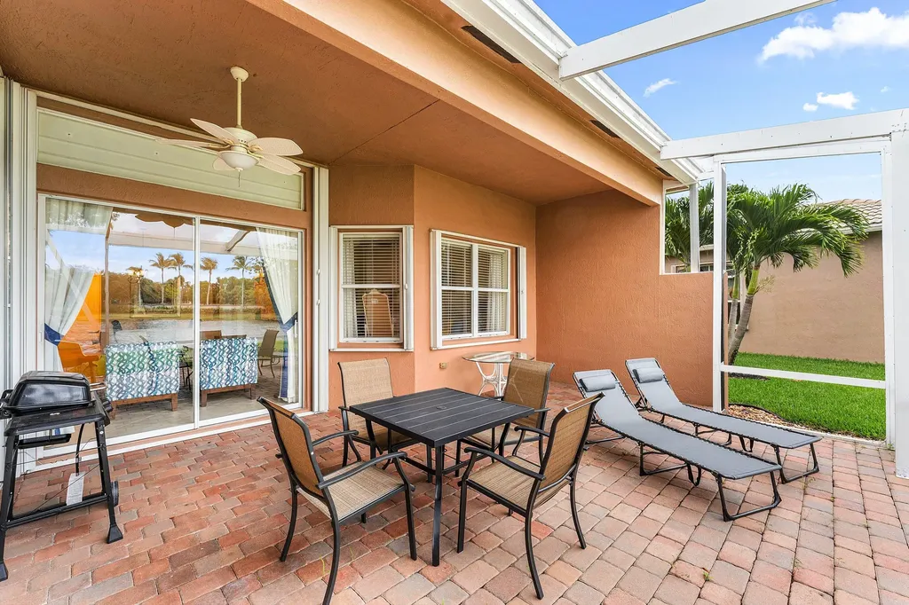 8240 Parini Way Lake Worth FL 33467