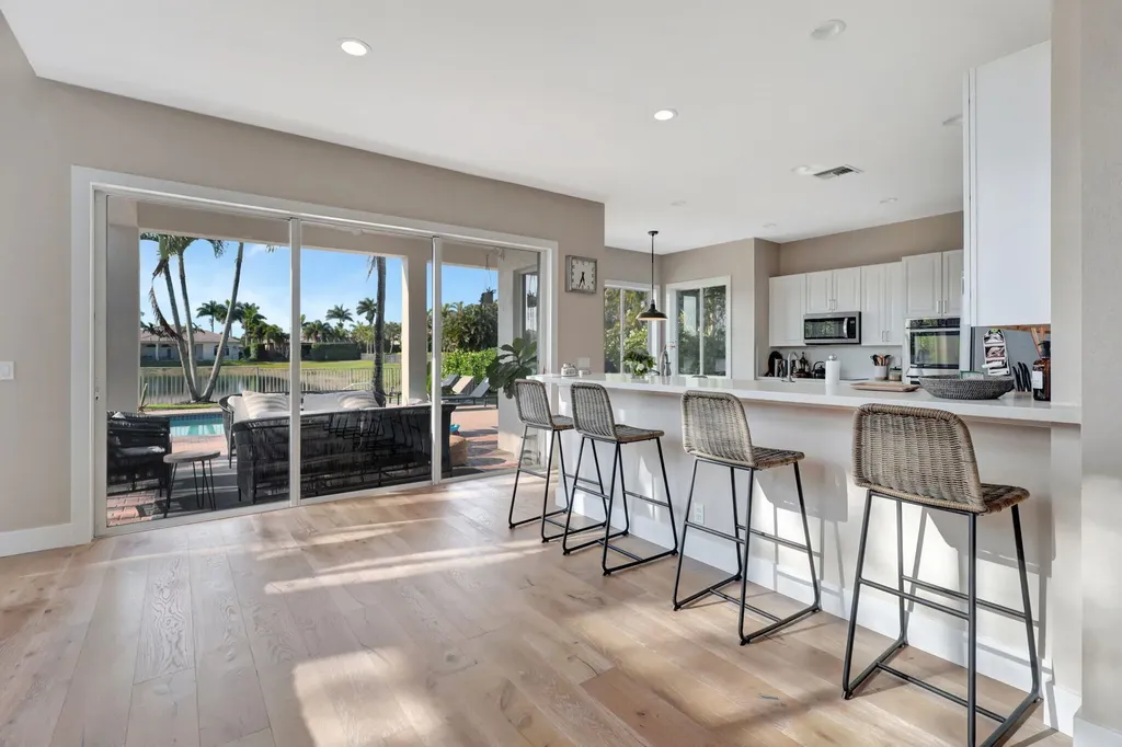 11615 Paradise Cove Lane Wellington FL 33449