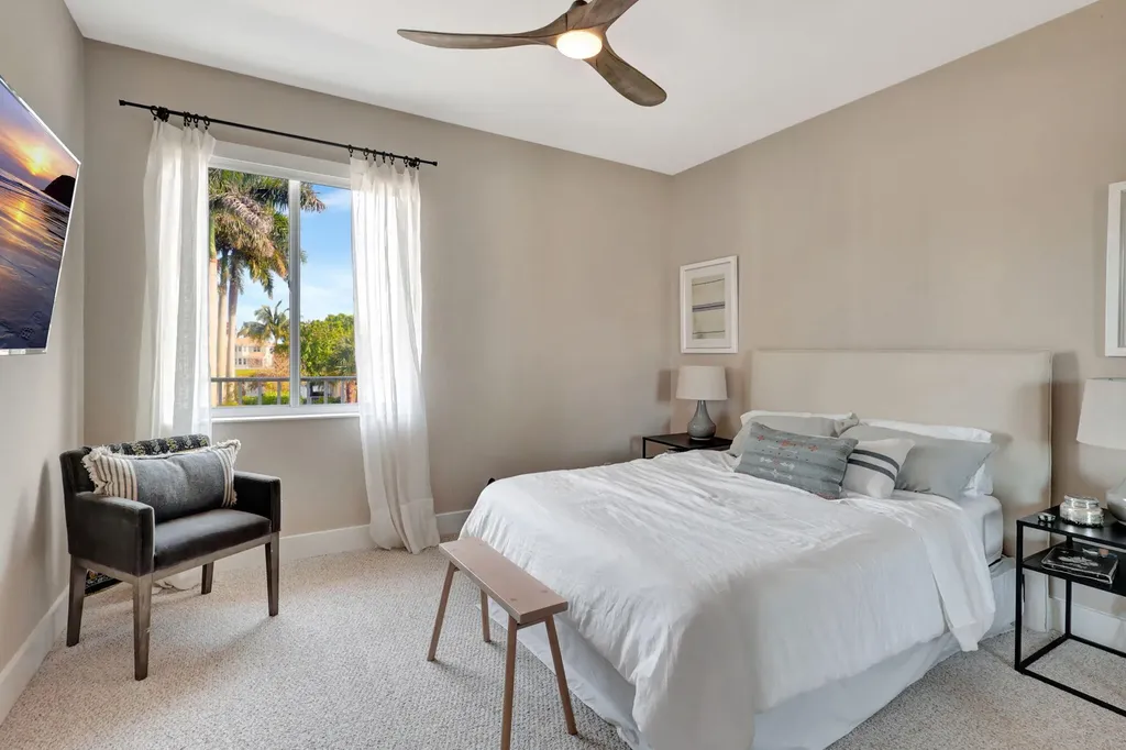 11615 Paradise Cove Lane Wellington FL 33449