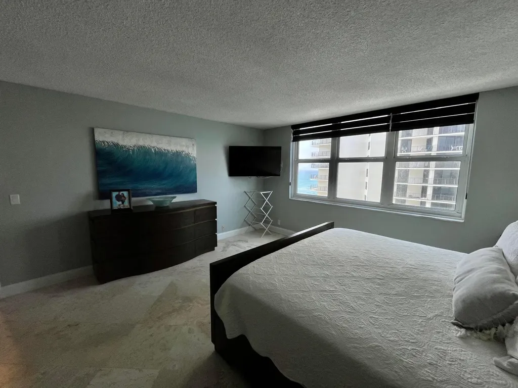 5440 N Ocean Drive Singer Island FL 33404