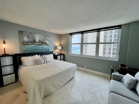 5440 N Ocean Drive Singer Island FL 33404