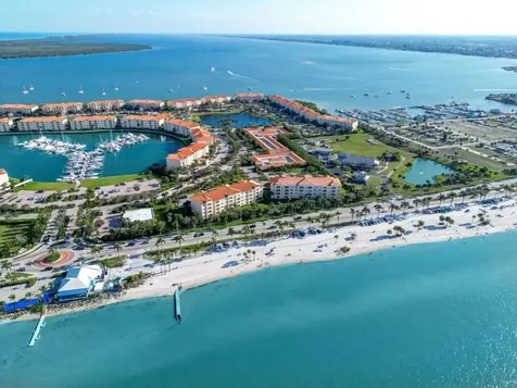 12 W Harbour Isle Drive Drive W Fort Pierce FL 34949
