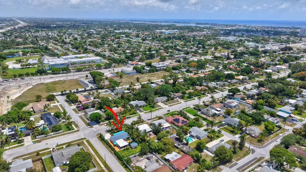 468 W Ocean Avenue Boynton Beach FL 33435