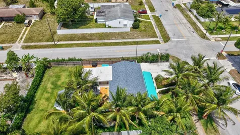 468 W Ocean Avenue Boynton Beach FL 33435