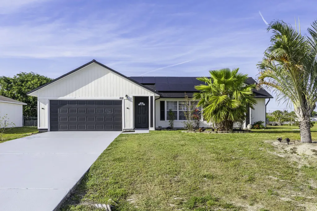 601 SW Icon Avenue Port St Lucie FL 34953